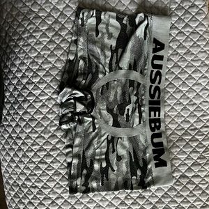 Never warn Aussie Bum Size Small